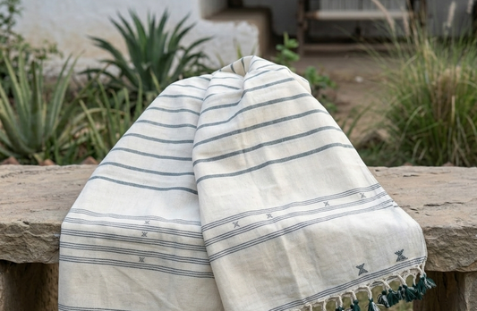 Bhujodi Handwoven Cotton Dupatta -Ivory & Slate Stripe